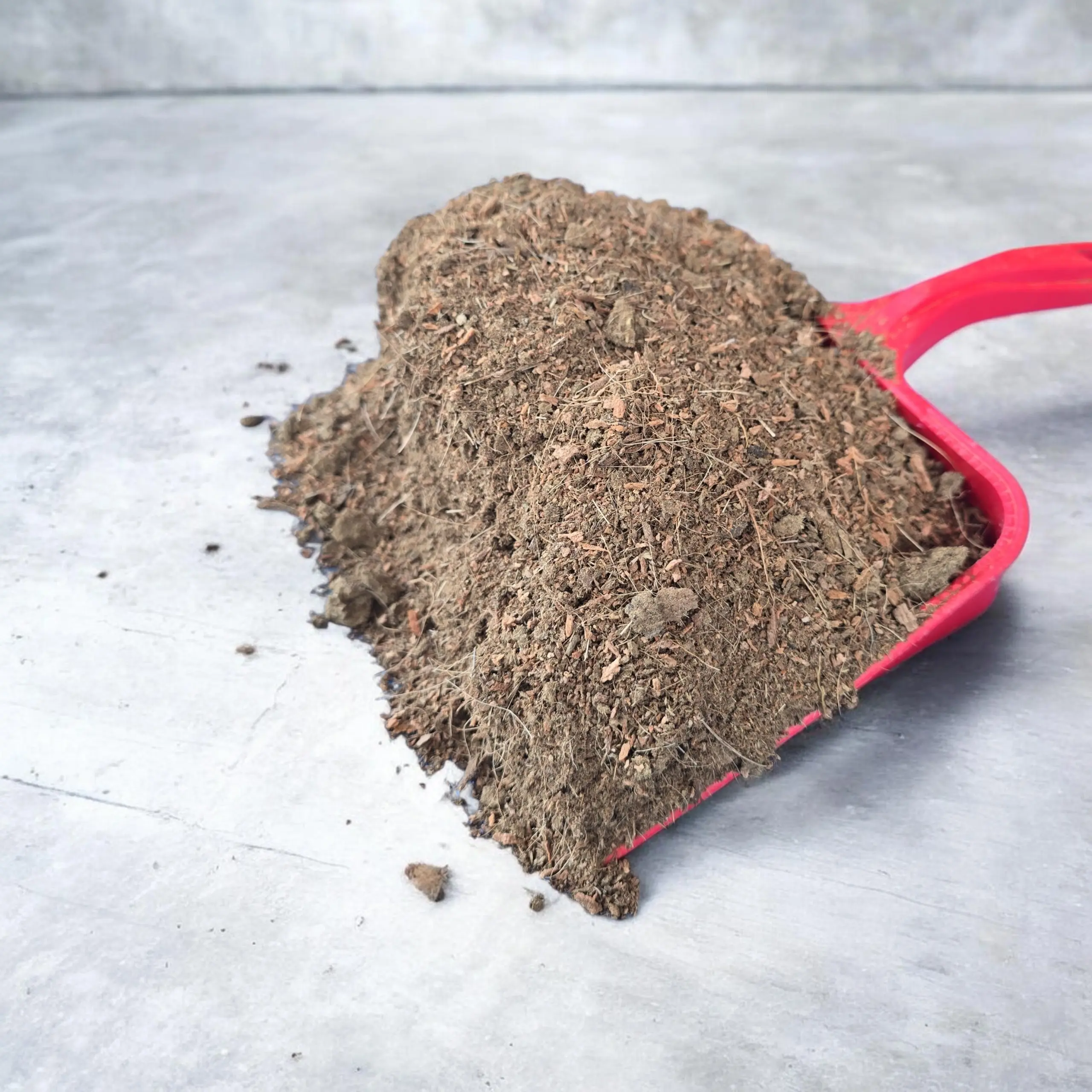 Cocomix Potting Media – Coco Dust, Cow Dung and Rice Husk Blend